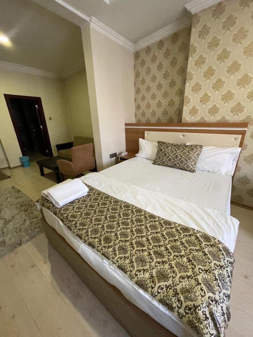 Dimet Park Hotel Van Eksteriør bilde