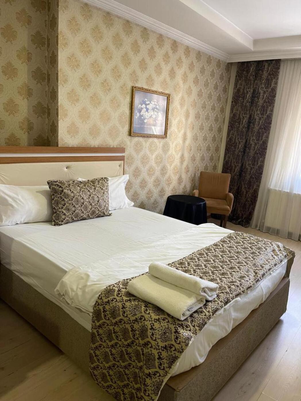 Dimet Park Hotel Van Eksteriør bilde